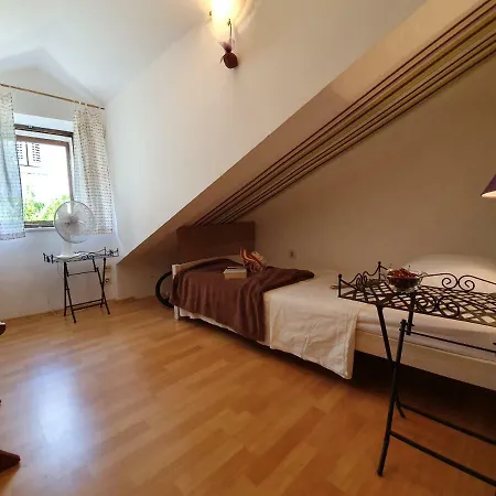 Gem - Zf Hvar House Vakantiehuis